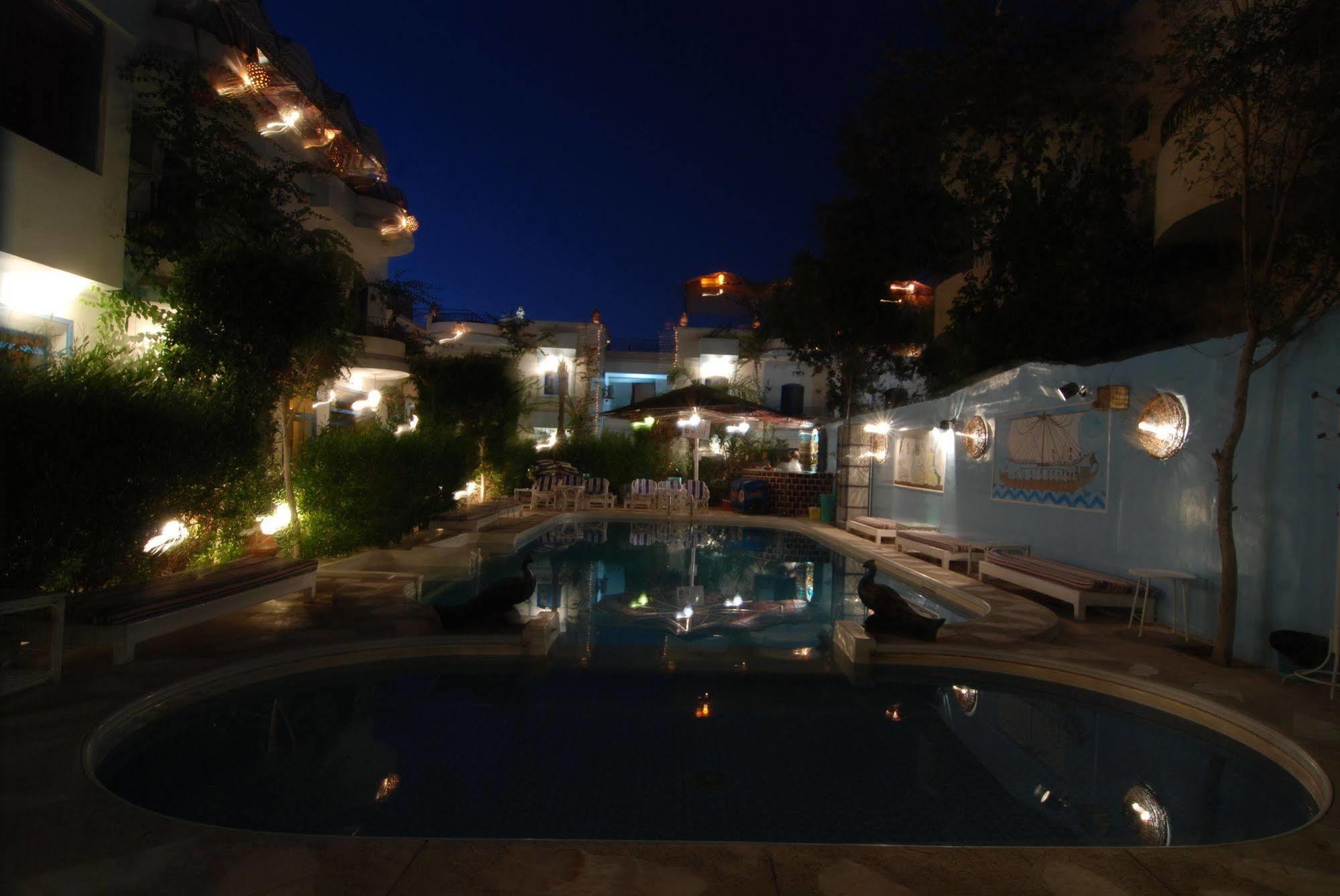 El Gezira Hotel Луксор Екстериор снимка