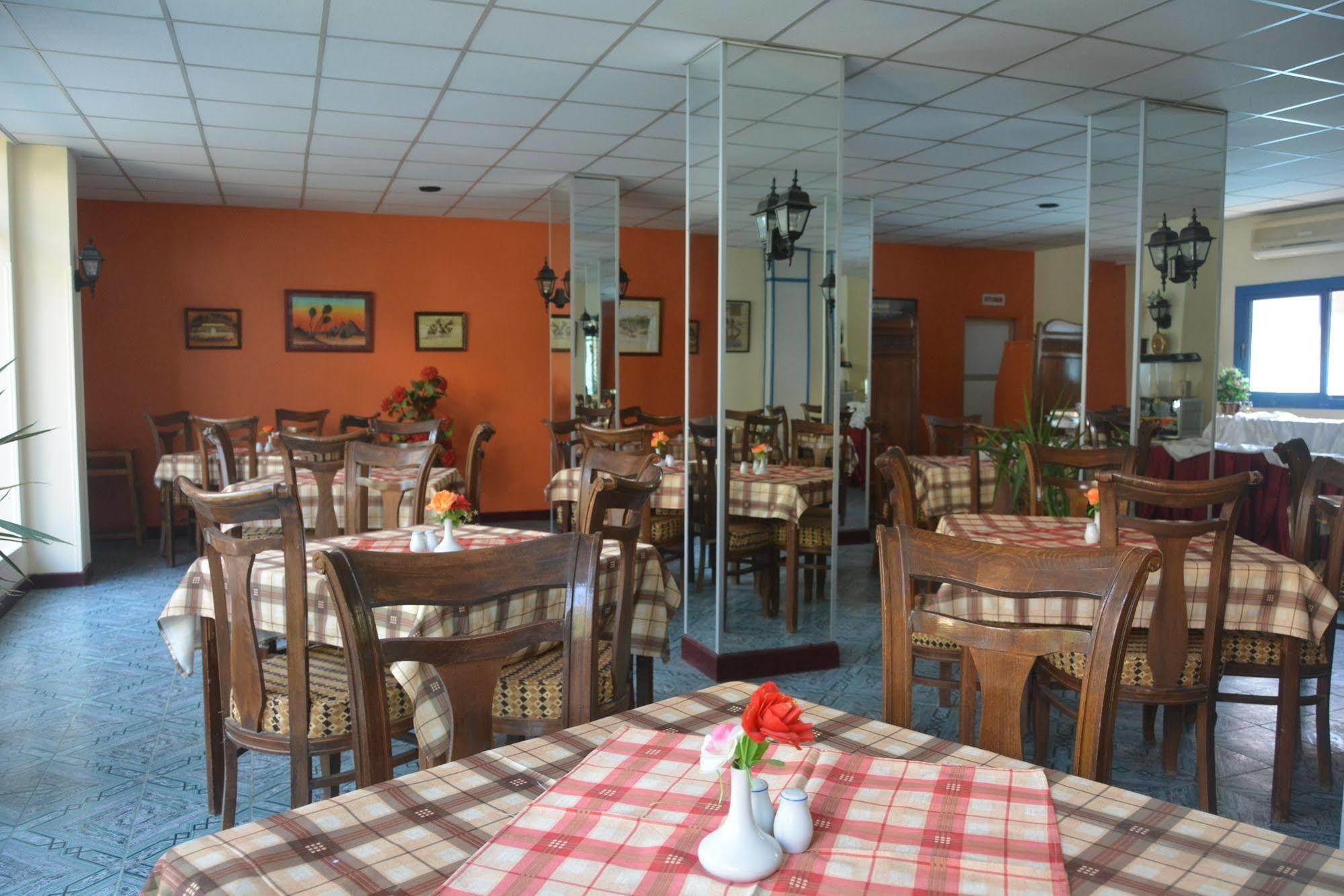 El Gezira Hotel Луксор Екстериор снимка
